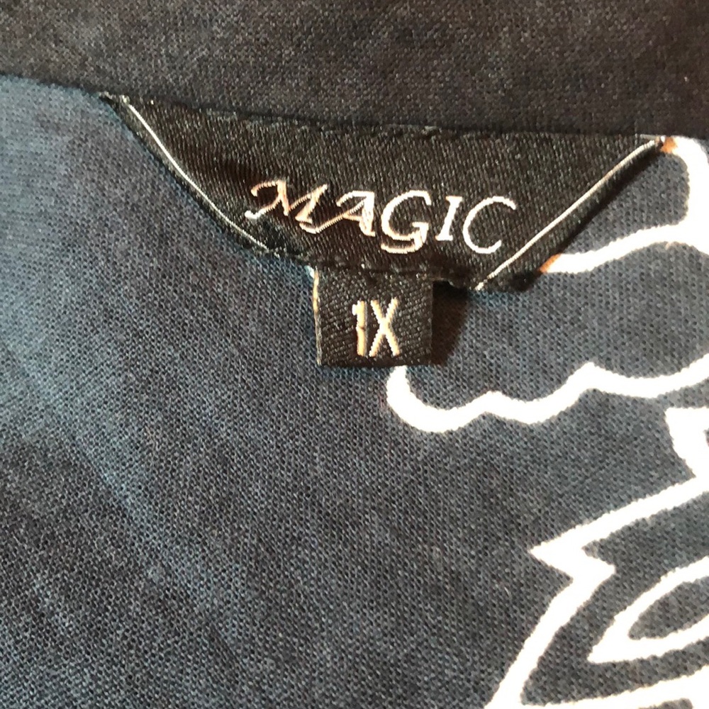 1X Black & White circle skirt - Picture 8 of 8
